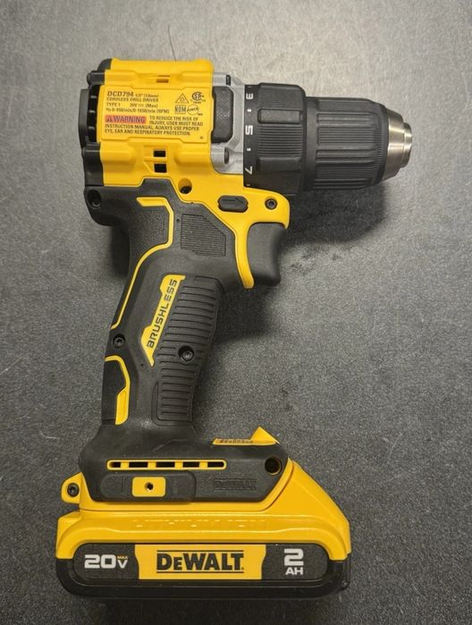 Акумуляторний шуруповерт DEWALT DCD794B Atomic 20V 75Hm