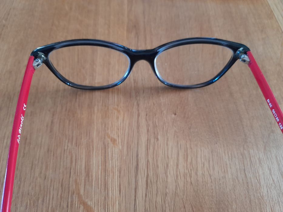 Okulary oprawki marki Binokl