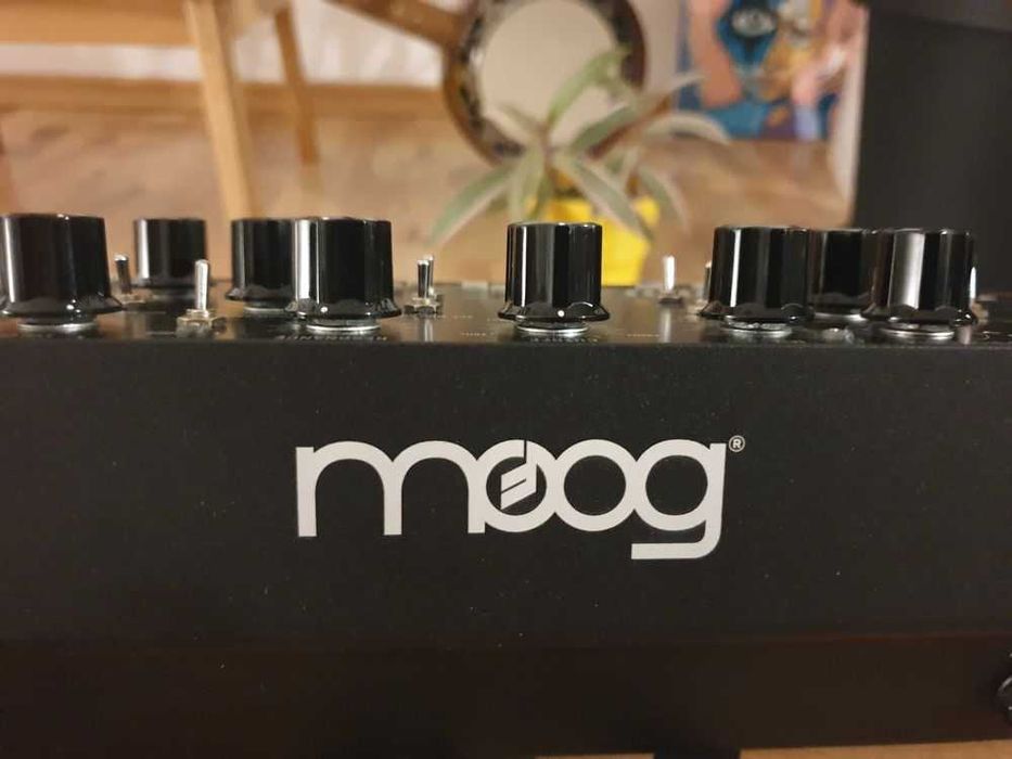 Sprzedam syntezator Moog mother-32