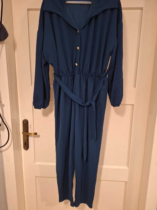 Świetny duży kombinezon. 46/50