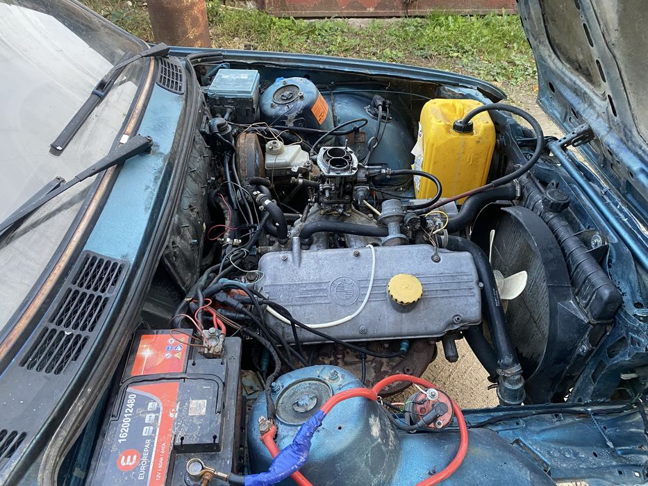 Продам BMW E30 316I