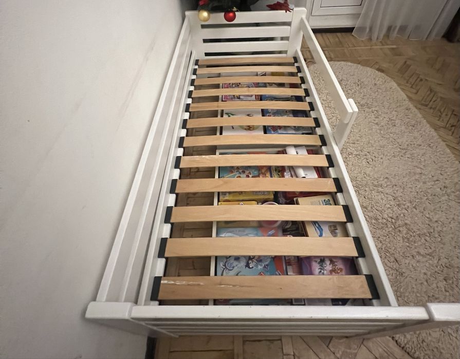 Ліжко односпальне