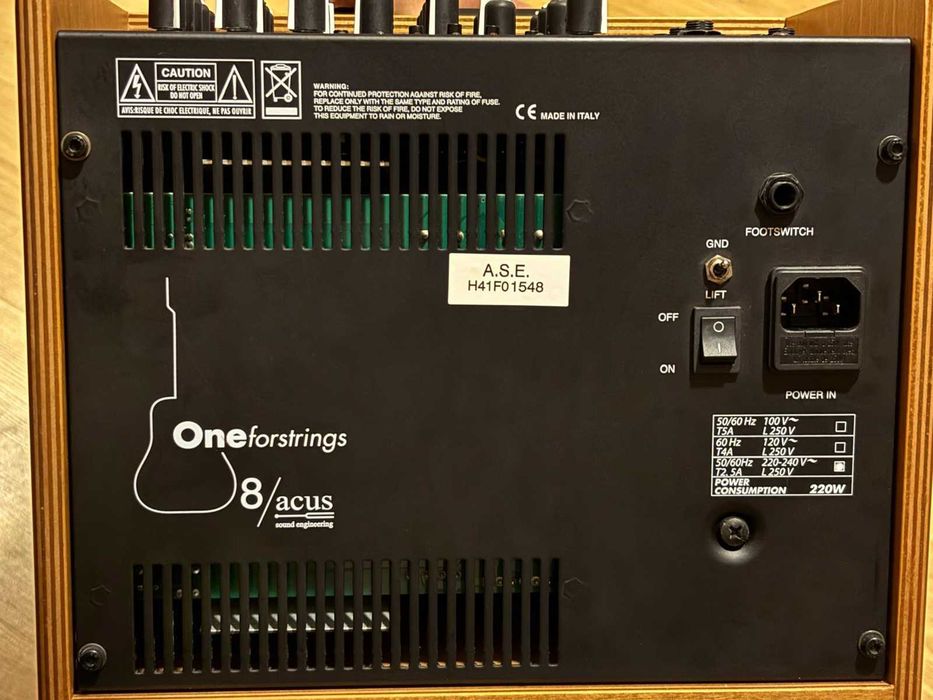 Amplificador ACUS One ForStrings 8 Natural Wood