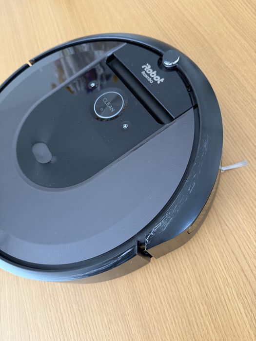 Aspirador Roomba iRobot i7