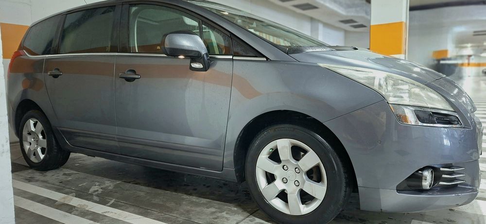 Peugeot 5008 1.6 Gasolina 2011 – Full Extras