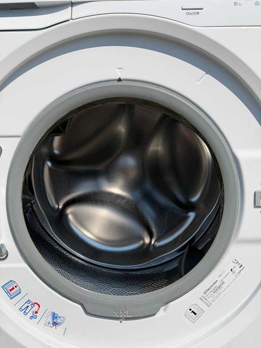 Пральна машина б/в Electrolux 9кг 1600об з Європи #08214