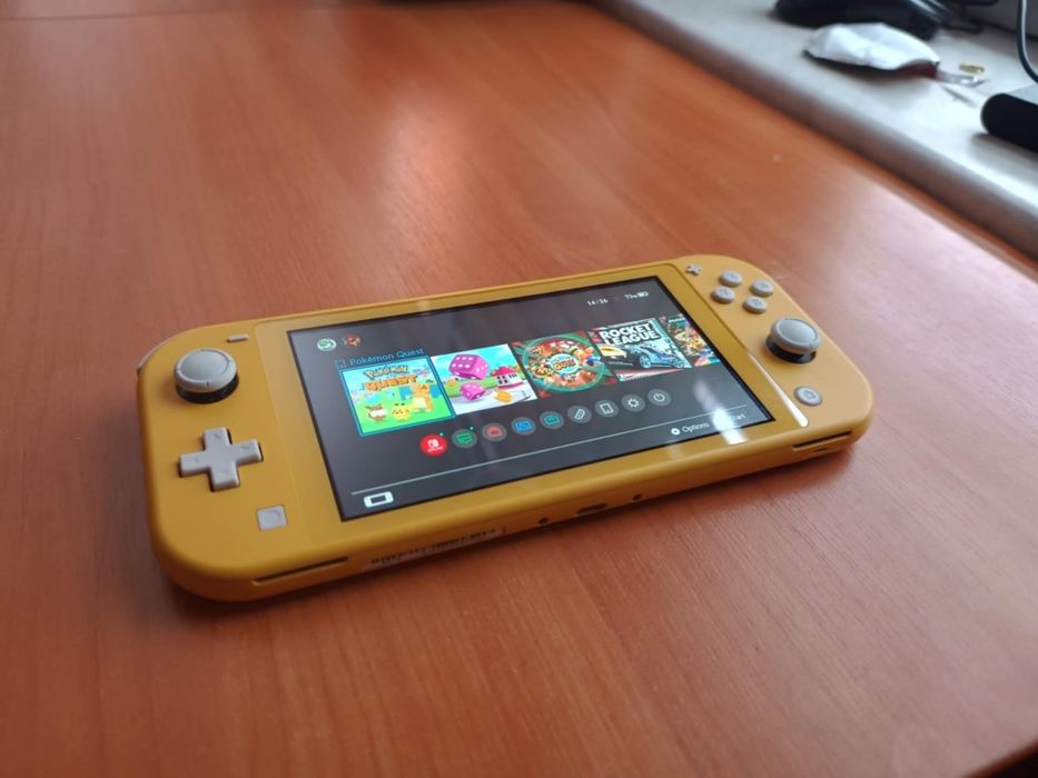 Nintendo Switch Lite