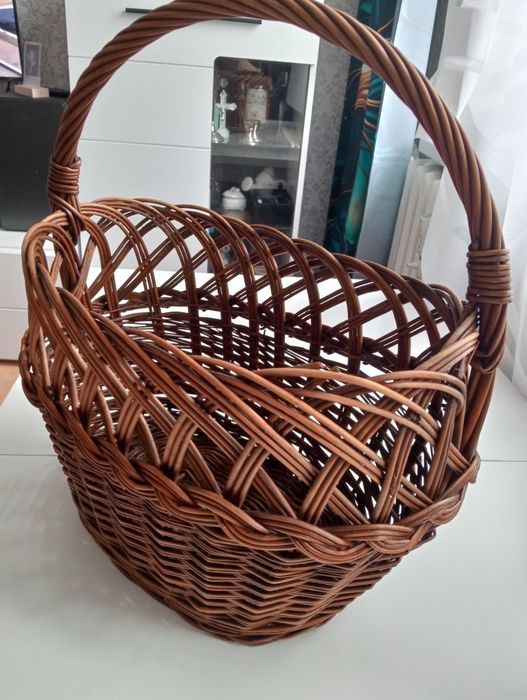 Koszyk wiklinowy