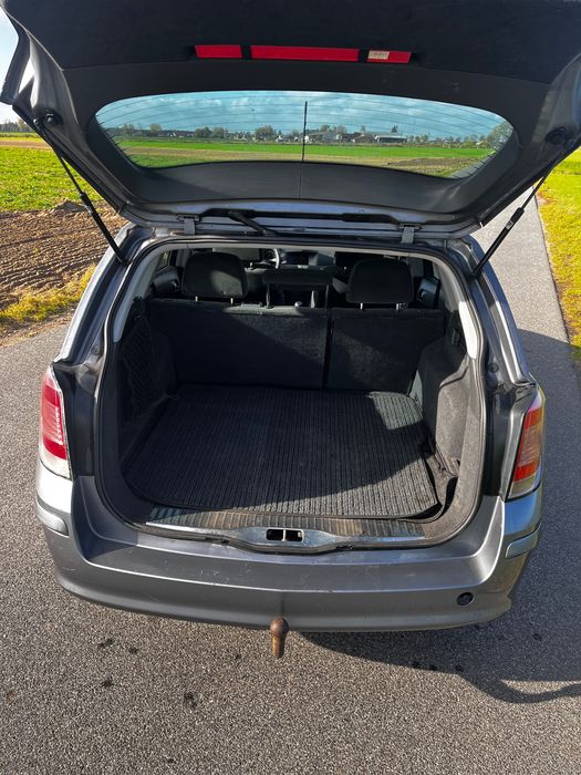 Opel Astra H Kombi 2004