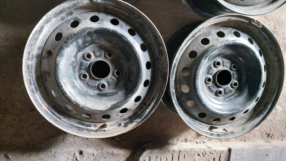 Corolla Camry 5*114,3 R16 металлические стальные диски колеса