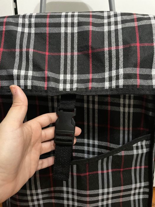 Carrinho de compras em ótimo estado