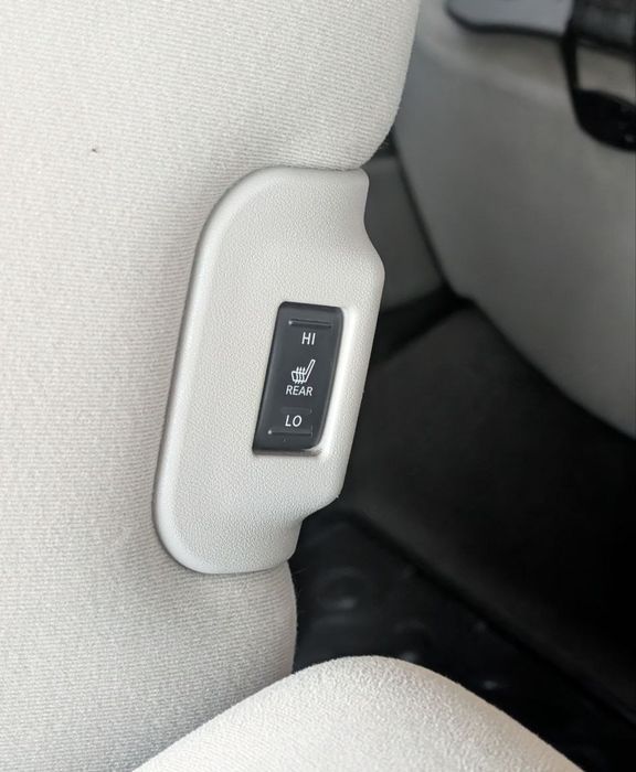 Nissan leaf 2012