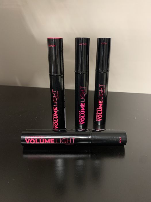 Avon Supershock Volume Light tusz do rzęs