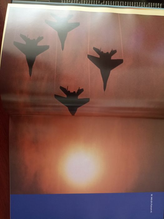 Livro sobre força aérea soviética64284170726529123