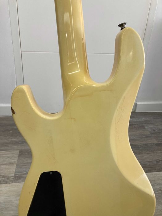 Charvel Jackson Model 3B Vintage Neck Through PJ Bass Pearl White, Japan