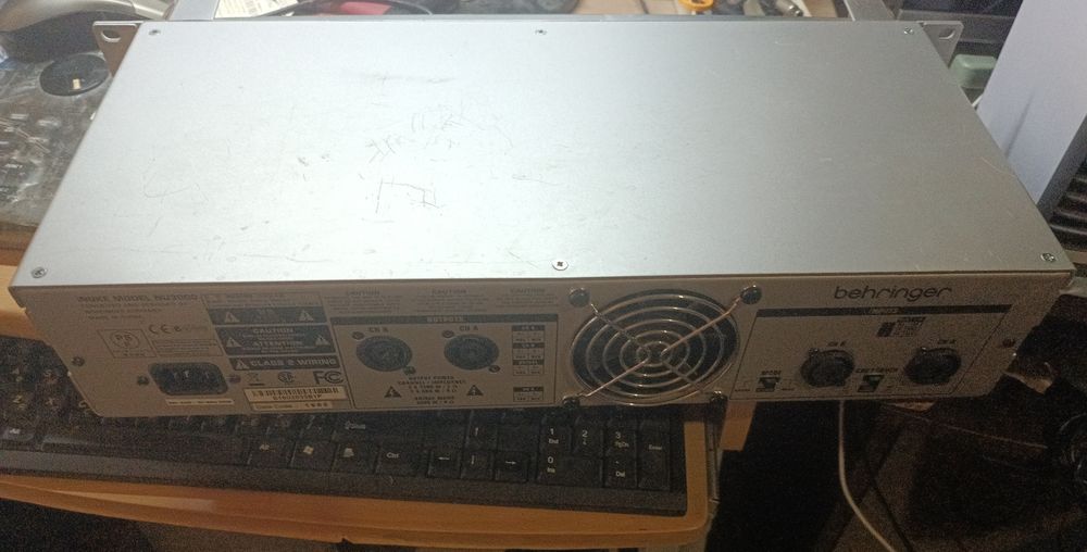 Підсилювач потужності Behringer iNUKE NU3000 8 099 грн. Студийное