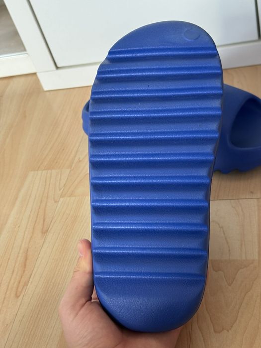 Yezzy slide rozmiar 44