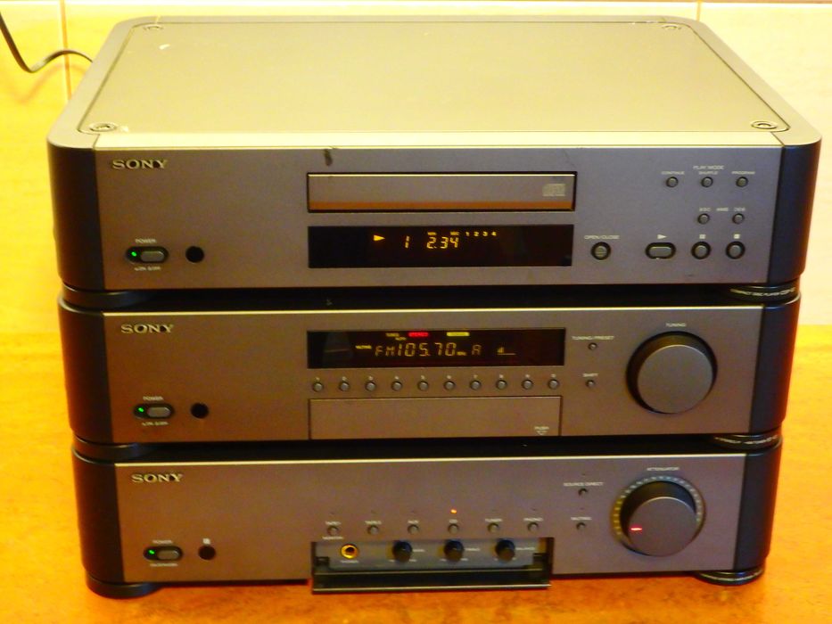 Wzmaciacz SONY S7 tuner cd