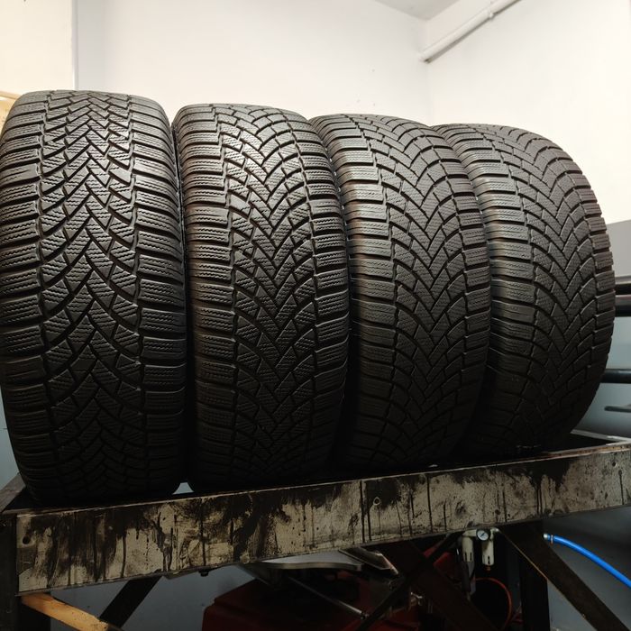 215/60/16 XL Sprzedam komplet opon zimowych Bridgestone