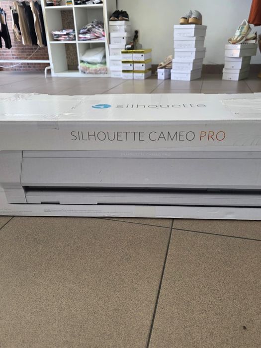 Plotter de Corte Silhouette Cameo Pro - Como Nova / Pouquíssimo Uso
