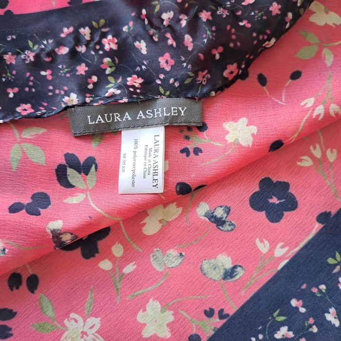 Шарф шовковий LAURA ASHLEY