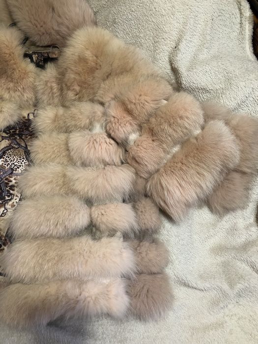 Пудрова шубка песець