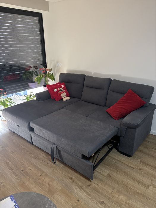 Sofa cama com arrumos