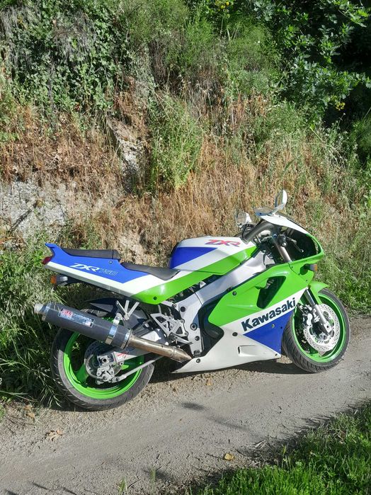 Moto kawasaki ZXR 750 1991
