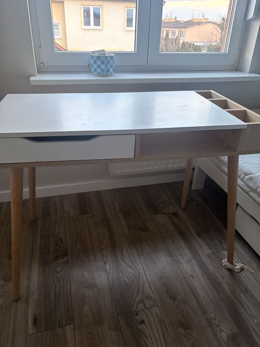 Rezerwacja do 16.02. Oddam biurko, do wyczyszczenia, Skórzewo