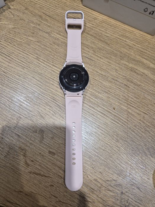 Smartwatch Samsung Galaxy Watch 5 różowy