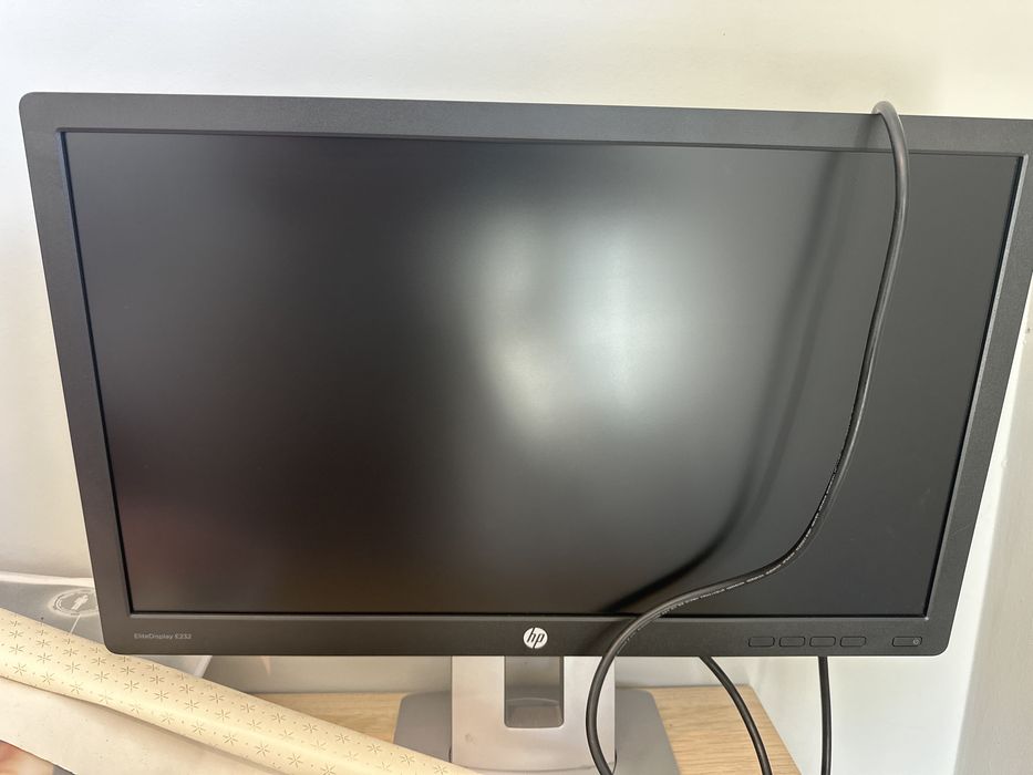 Ecra HP Elitedisplay E232477301757811763200