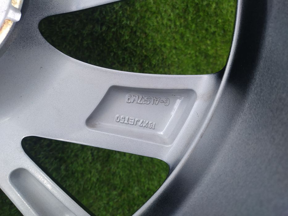 Felgi koła Toyota C-HR 225/50 R 18 Lato J Nowe