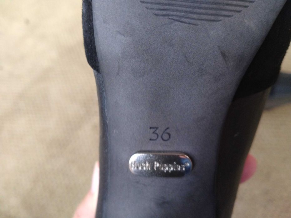 Sapatos de Senhora pretos