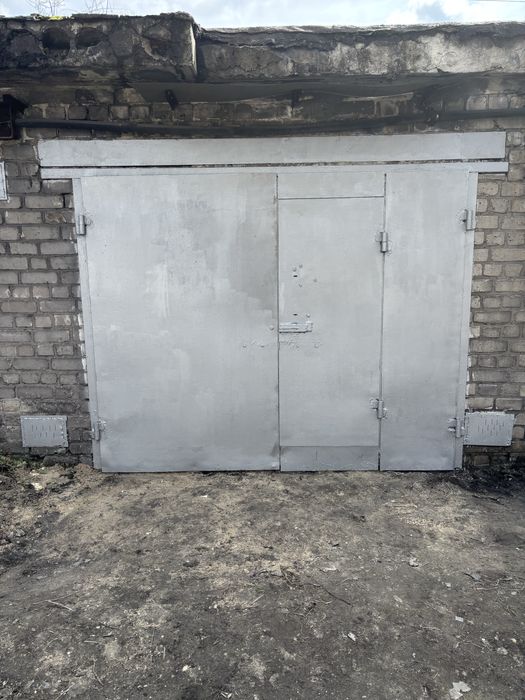 Продом капітальний гараж з ямою, охорона — ГРАФІТ-АВТО”