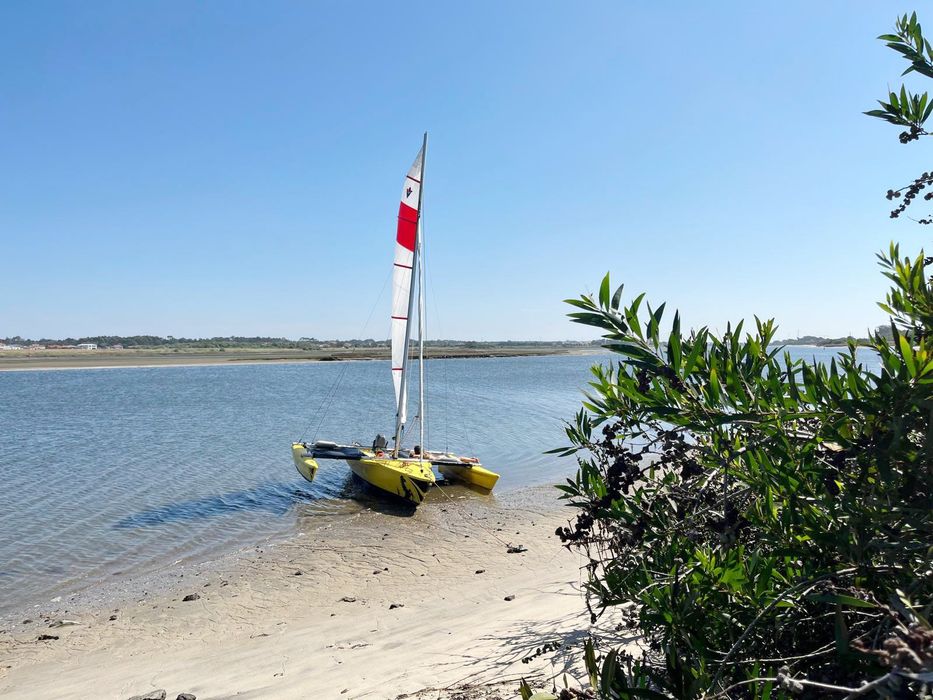 Trimaran desportivo Magnum 21