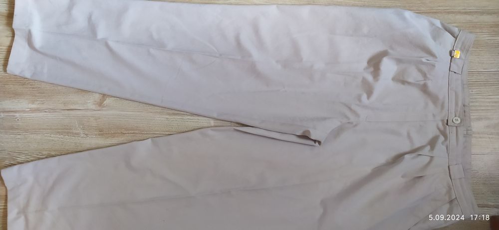 Letnie klasyczne spodnie.