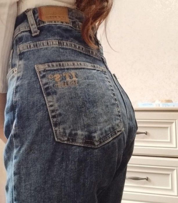 Штани джинси жіночі