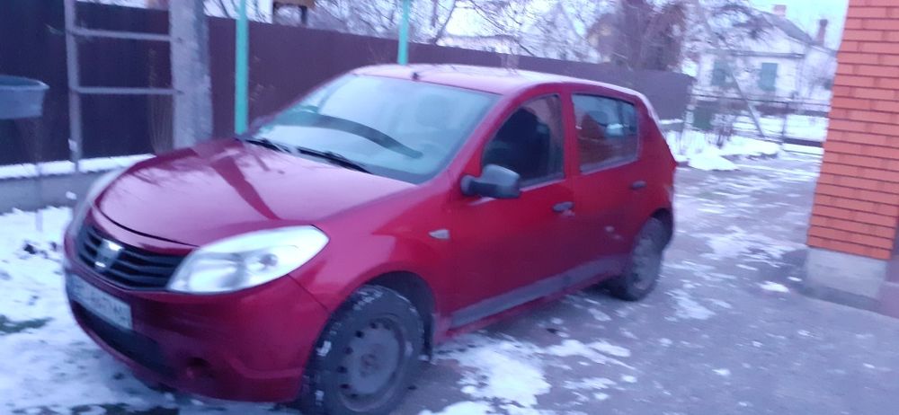 Dacia Sandero (Дачія Сандеро)  1.4 газ/ бензин