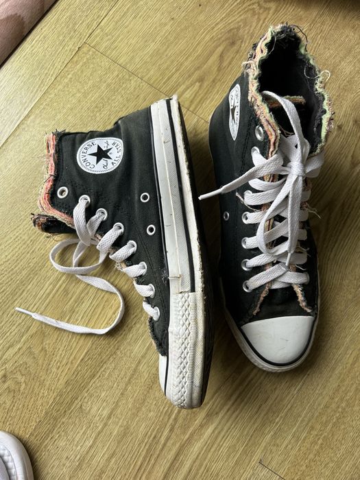 Tenis marca Converse