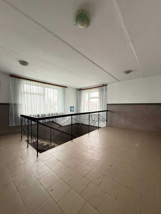 Прподаж кмерційного приміщення