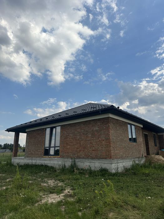 Продам будинок в Стрижавці в р-ні Кемпінгу