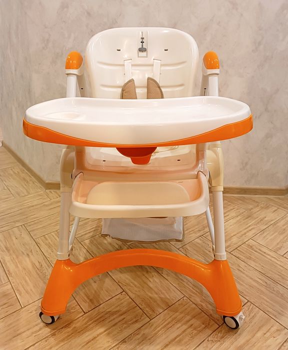 Стільчик для годування