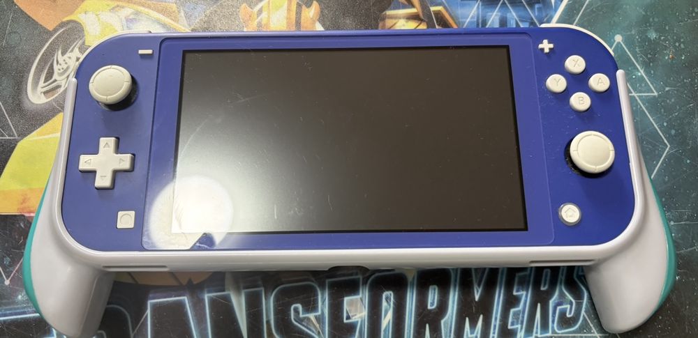 Приставка Nintendo Switch Lite