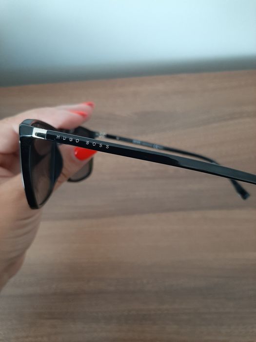 Okulary przeciwsłoneczne Hugo Boss. Nowe.