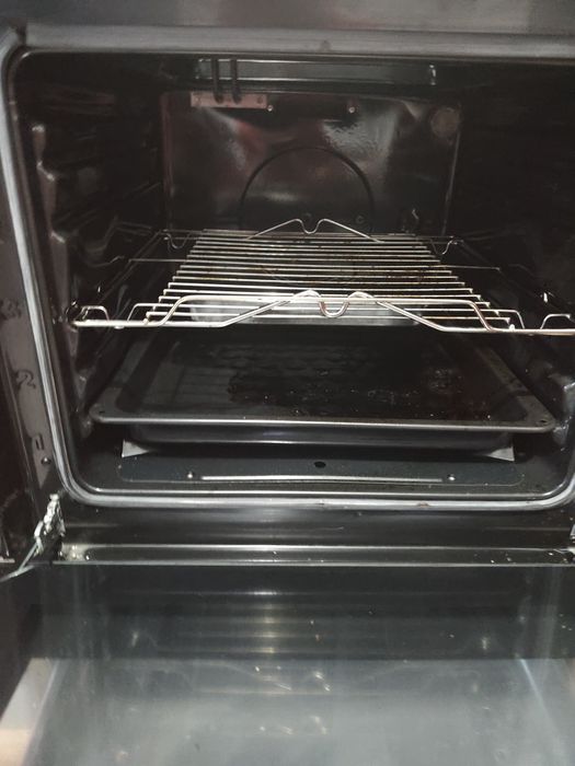 Sprzedam Kuchenkę gazową z piekarnikiem gazowym