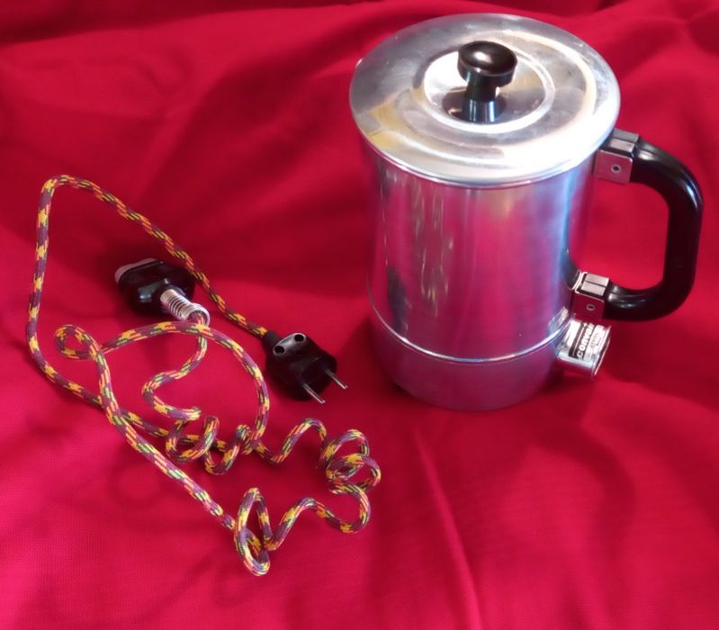 Chaleira da marca Philips.64729617784963121