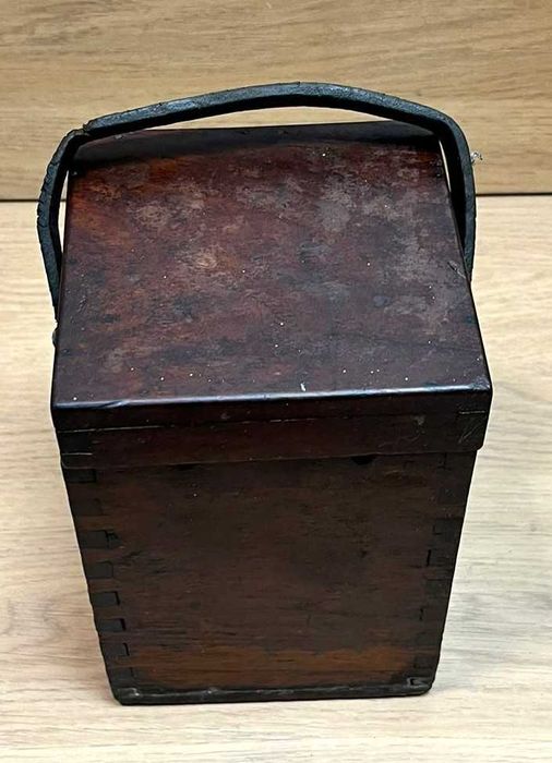 Caixa militar antiga madeira maciça