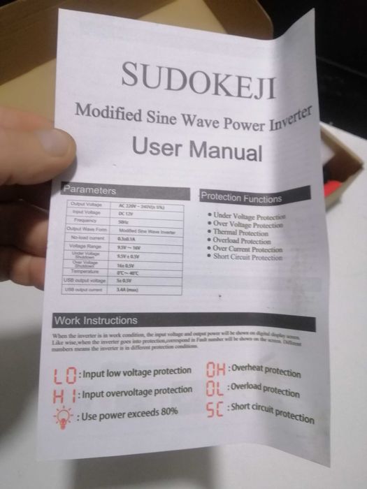 Инвертор 12/220, 12В 2000Вт. 2 розетки, 4 USB