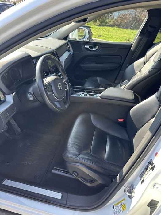 Volvo XC60 2020рік
