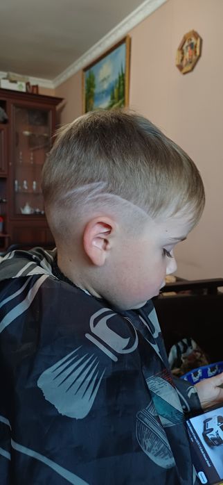 Перукарські послуги на дому